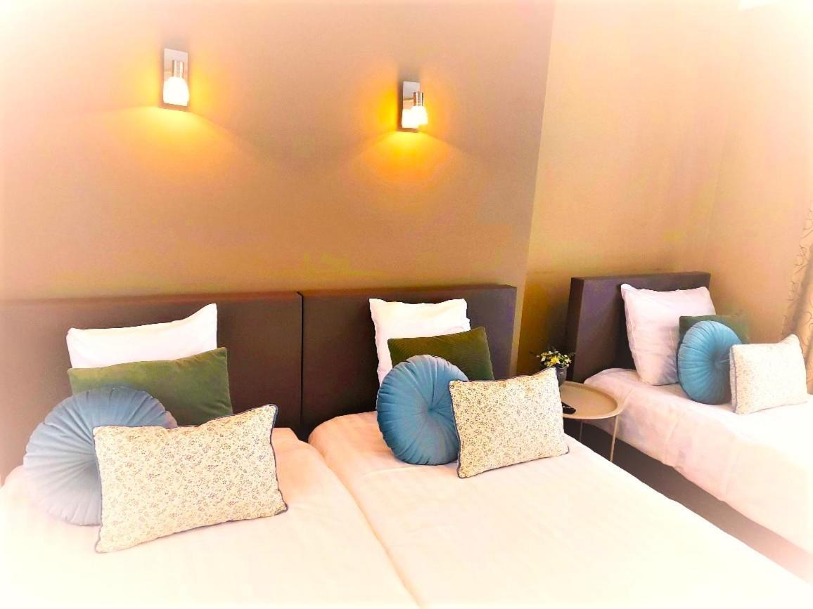 Hotel Mezonvin Anversa Esterno foto